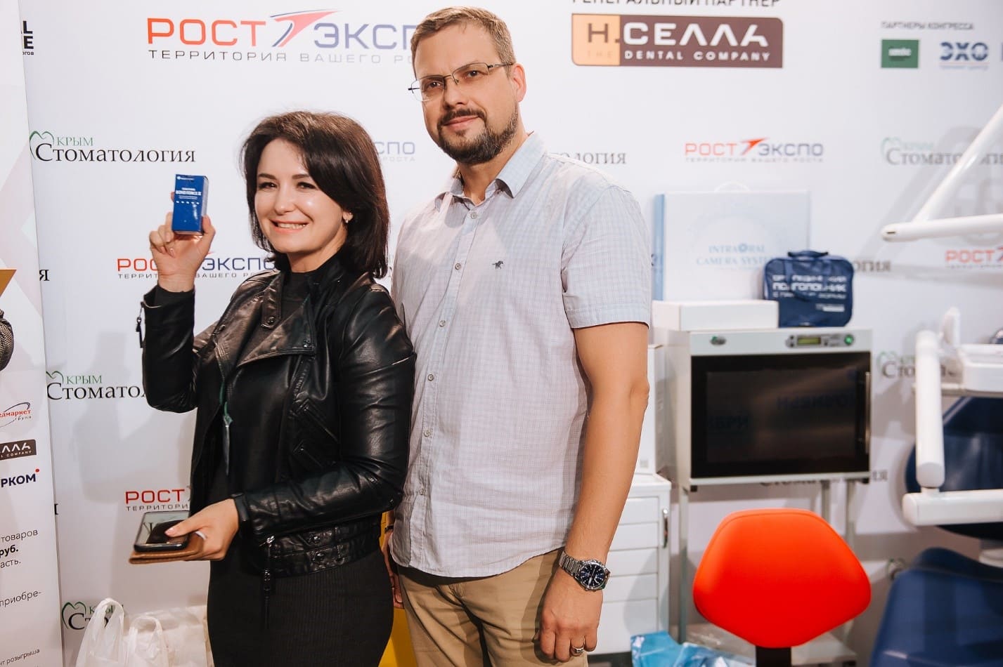 Победитель акции Покупай и Выигрывай 2019 на выставке Стоматология.Крым 2019
